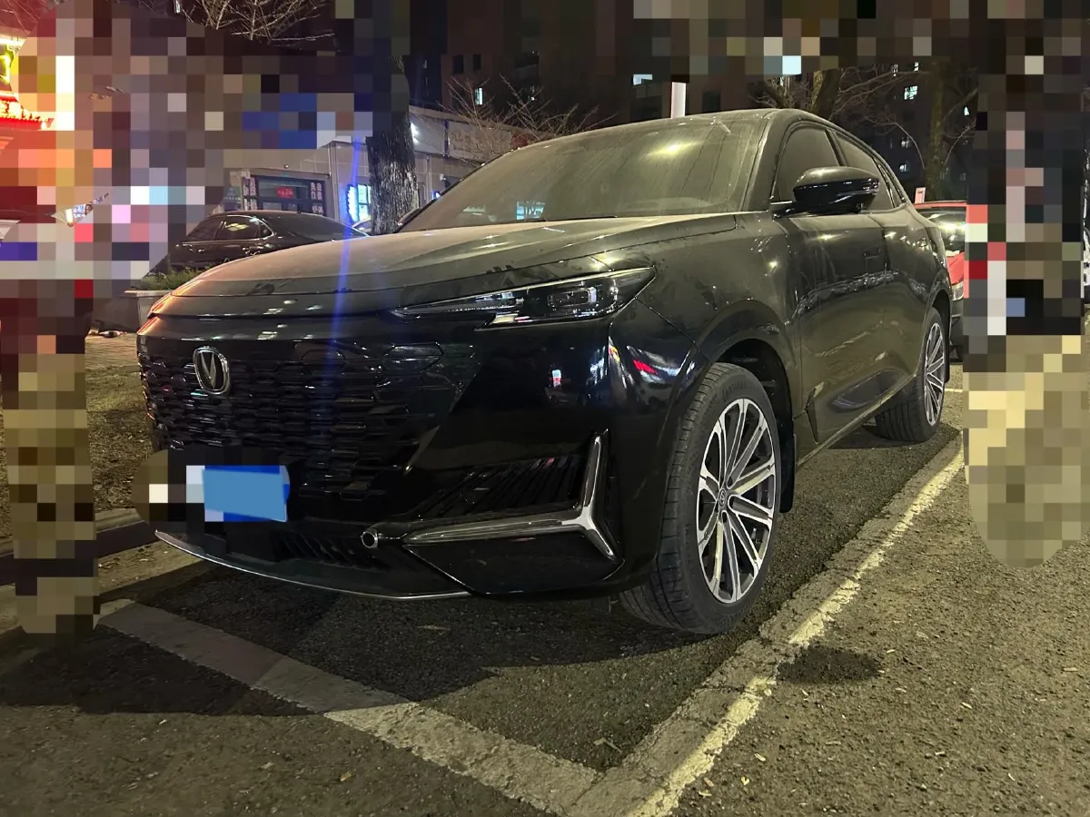 2021 ChangAn UNI-K 2.0T 233HP L4 8AT,autocango,china used car exporter,china ev exporter,chinese used car exporter,chinese used ev exporter