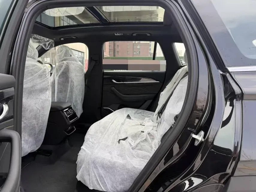 2024 Geely Monjaro 2.0T 218HP L4 7DCT,autocango,china used car exporter,china ev exporter,chinese used car exporter,chinese used ev exporter