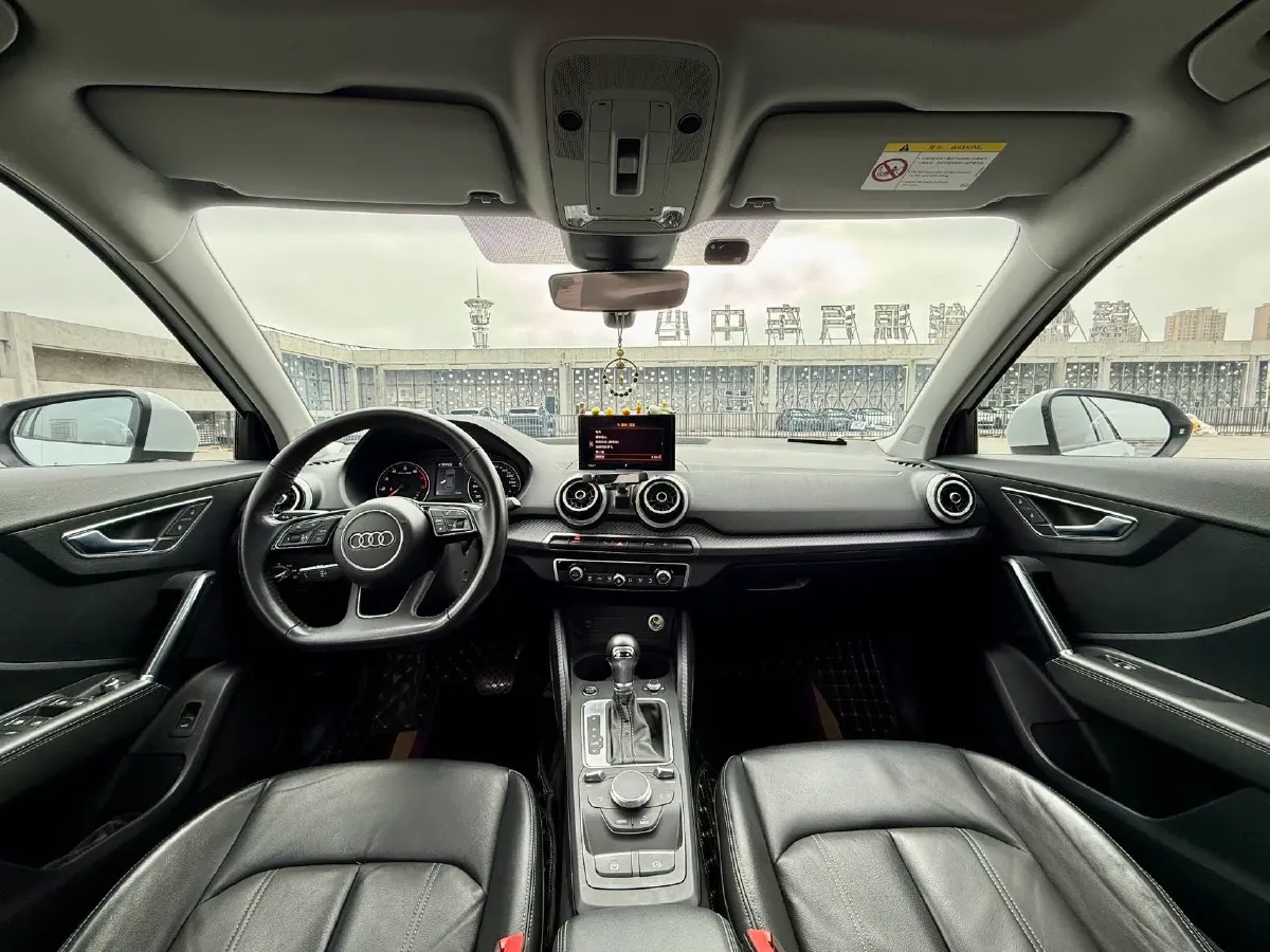 2022 Audi Q2L 1.4T 150HP L4 7DCT,autocango,china used car exporter,china ev exporter,chinese used car exporter,chinese used ev exporter