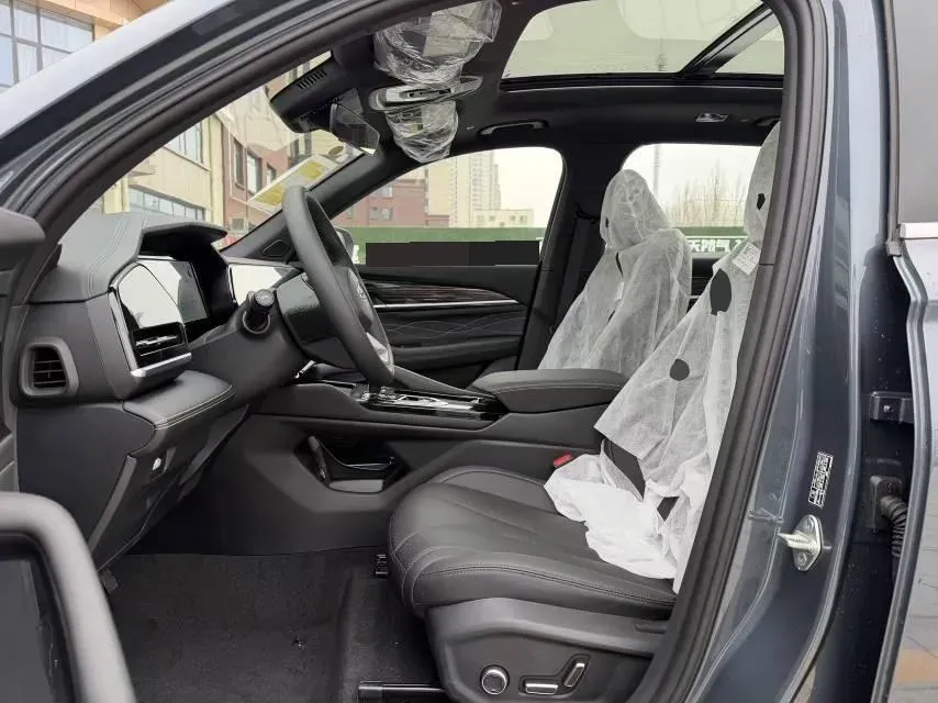 2024 Geely Monjaro 2.0T 218HP L4 7DCT,autocango,china used car exporter,china ev exporter,chinese used car exporter,chinese used ev exporter