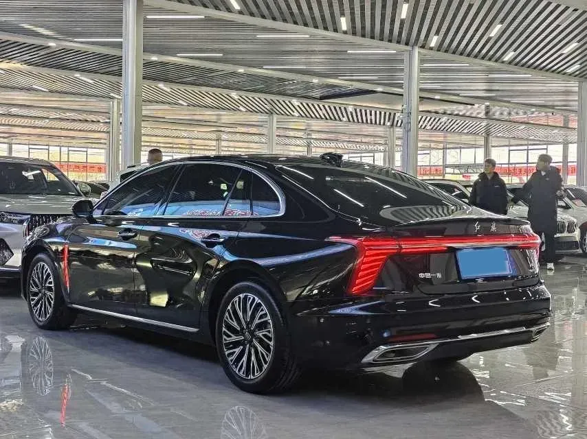 2023 HongQi H5 2.0T 224HP L4 8AT,autocango,china used car exporter,china ev exporter,chinese used car exporter,chinese used ev exporter