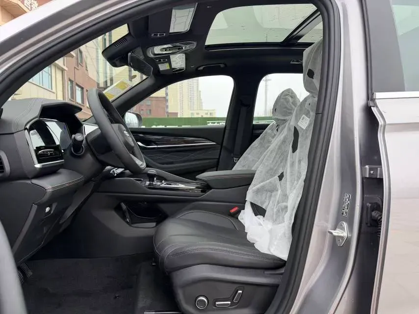 2024 Geely Monjaro 2.0T 218HP L4 7DCT,autocango,china used car exporter,china ev exporter,chinese used car exporter,chinese used ev exporter