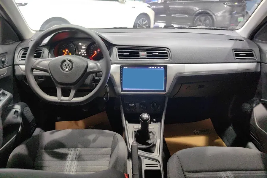 2019 Volkswagen Polo 1.5L 113HP L4 5MT,autocango,china used car exporter,china ev exporter,chinese used car exporter,chinese used ev exporter