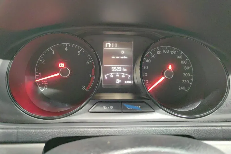 2019 Volkswagen Polo 1.5L 113HP L4 5MT,autocango,china used car exporter,china ev exporter,chinese used car exporter,chinese used ev exporter