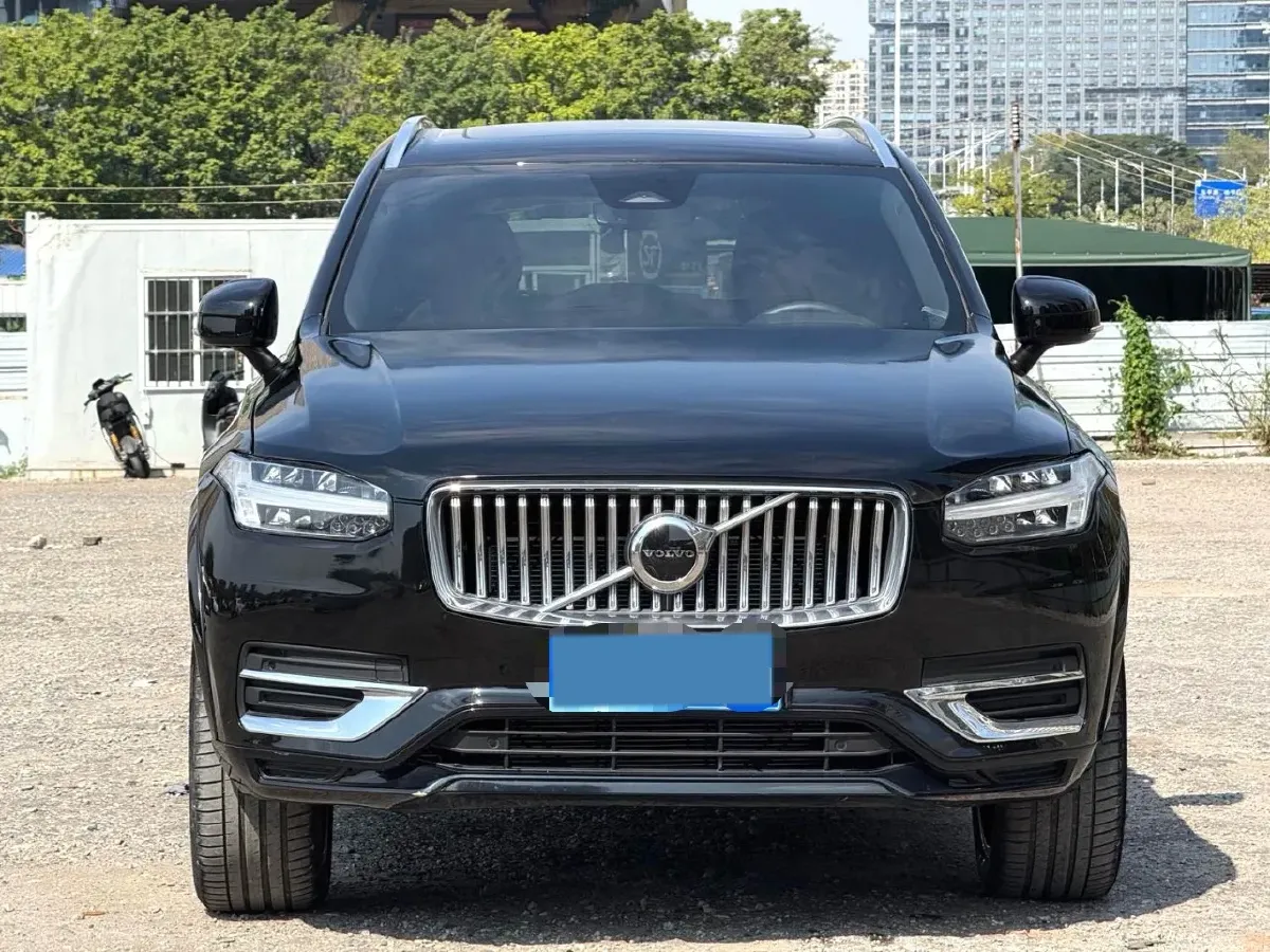 2024 Volvo XC90 2.0T 250HP L4 8AT,autocango,china used car exporter,china ev exporter,chinese used car exporter,chinese used ev exporter
