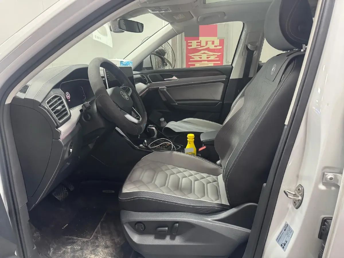 2024 Volkswagen Tayron 2.0T 186HP L4 7DCT,autocango,china used car exporter,china ev exporter,chinese used car exporter,chinese used ev exporter