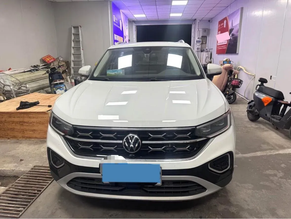 2024 Volkswagen Tayron 2.0T 186HP L4 7DCT,autocango,china used car exporter,china ev exporter,chinese used car exporter,chinese used ev exporter