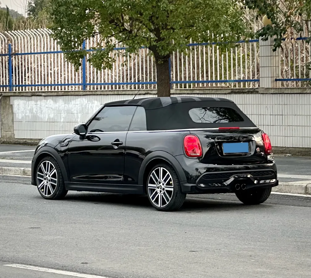 2023 MINI MINI 2.0T 192HP L4 7DCT,autocango,china used car exporter,china ev exporter,chinese used car exporter,chinese used ev exporter