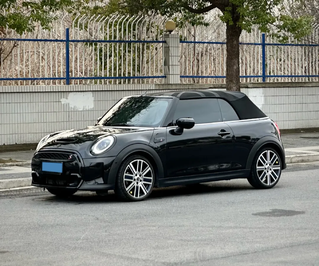 2023 MINI MINI 2.0T 192HP L4 7DCT,autocango,china used car exporter,china ev exporter,chinese used car exporter,chinese used ev exporter