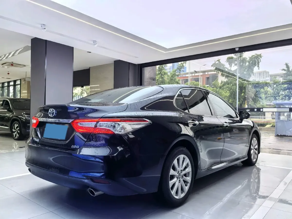 2019 Toyota Camry 2.5L 209HP L4 8AT,autocango,china used car exporter,china ev exporter,chinese used car exporter,chinese used ev exporter