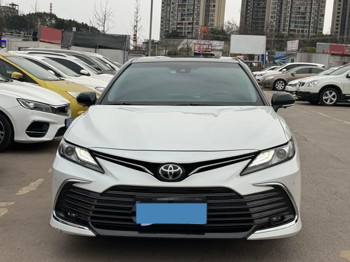 2021 Toyota Camry 2.5L 209HP L4 8AT,autocango,china used car exporter,china ev exporter,chinese used car exporter,chinese used ev exporter