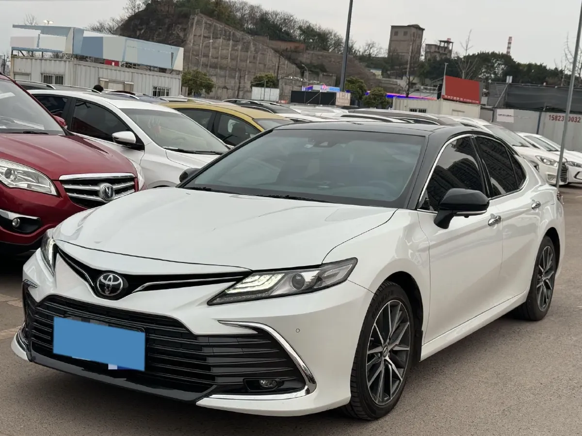 2021 Toyota Camry 2.5L 209HP L4 8AT,autocango,china used car exporter,china ev exporter,chinese used car exporter,chinese used ev exporter