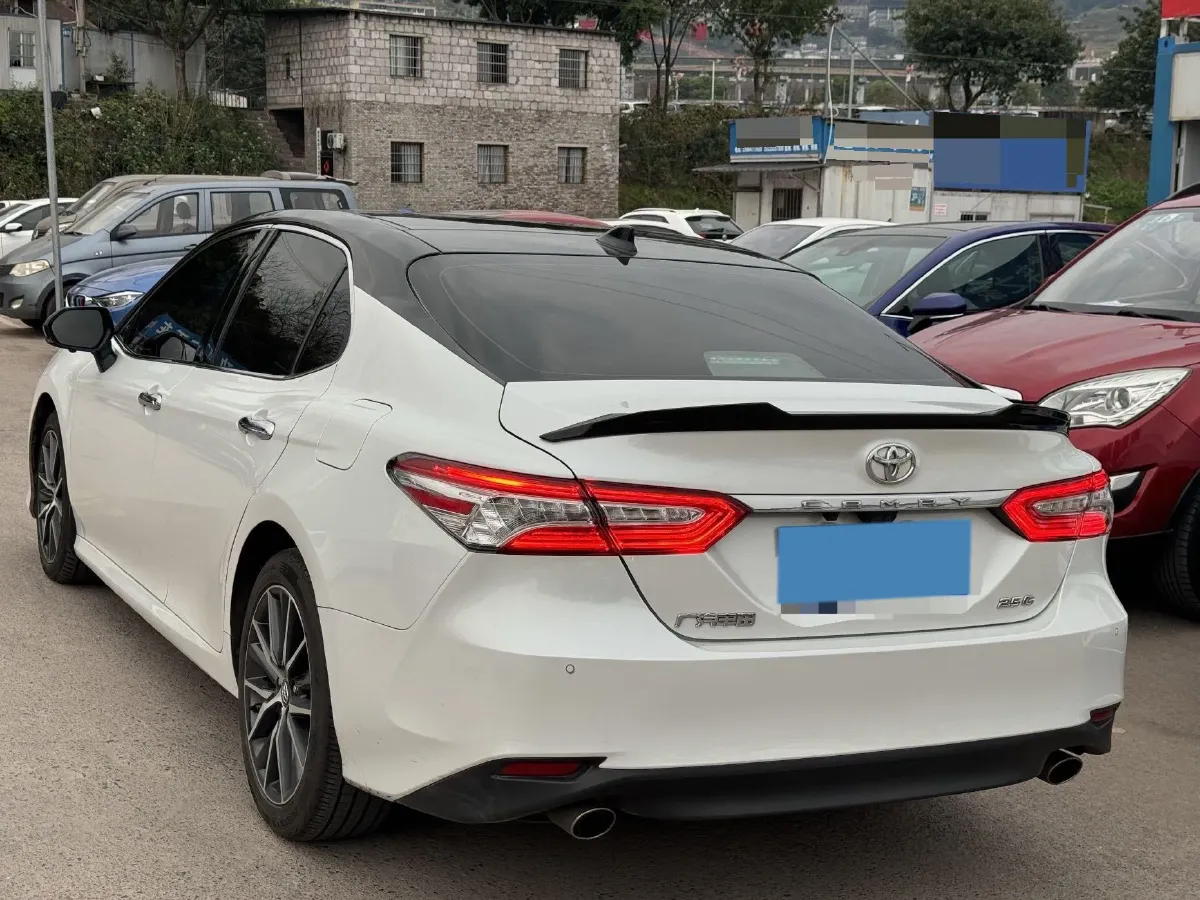 2021 Toyota Camry 2.5L 209HP L4 8AT,autocango,china used car exporter,china ev exporter,chinese used car exporter,chinese used ev exporter