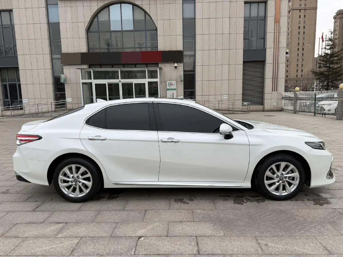 2023 Toyota Camry 2.0L 177HP L4 CVT,autocango,china used car exporter,china ev exporter,chinese used car exporter,chinese used ev exporter