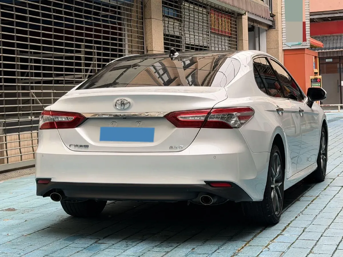 2021 Toyota Camry 2.5L 209HP L4 8AT,autocango,china used car exporter,china ev exporter,chinese used car exporter,chinese used ev exporter