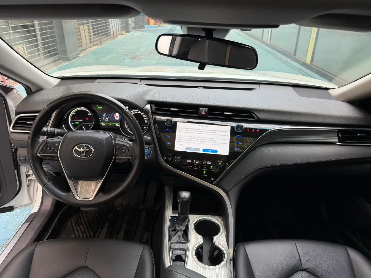 2019 Toyota Camry 2.5L 178HP L4 E-CVT Hybrid,autocango,china used car exporter,china ev exporter,chinese used car exporter,chinese used ev exporter