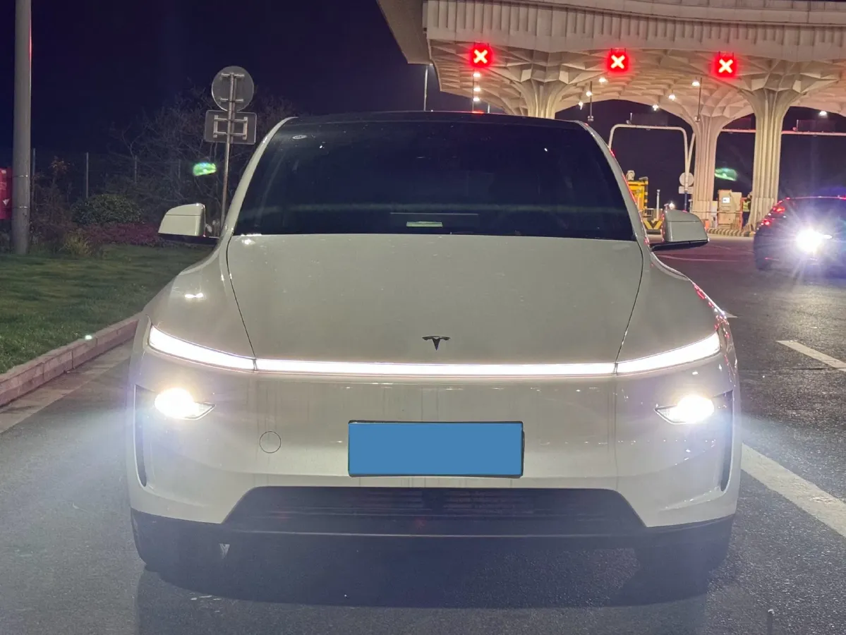 2026 Tesla Model Y BEV,autocango,china used car exporter,china ev exporter,chinese used car exporter,chinese used ev exporter
