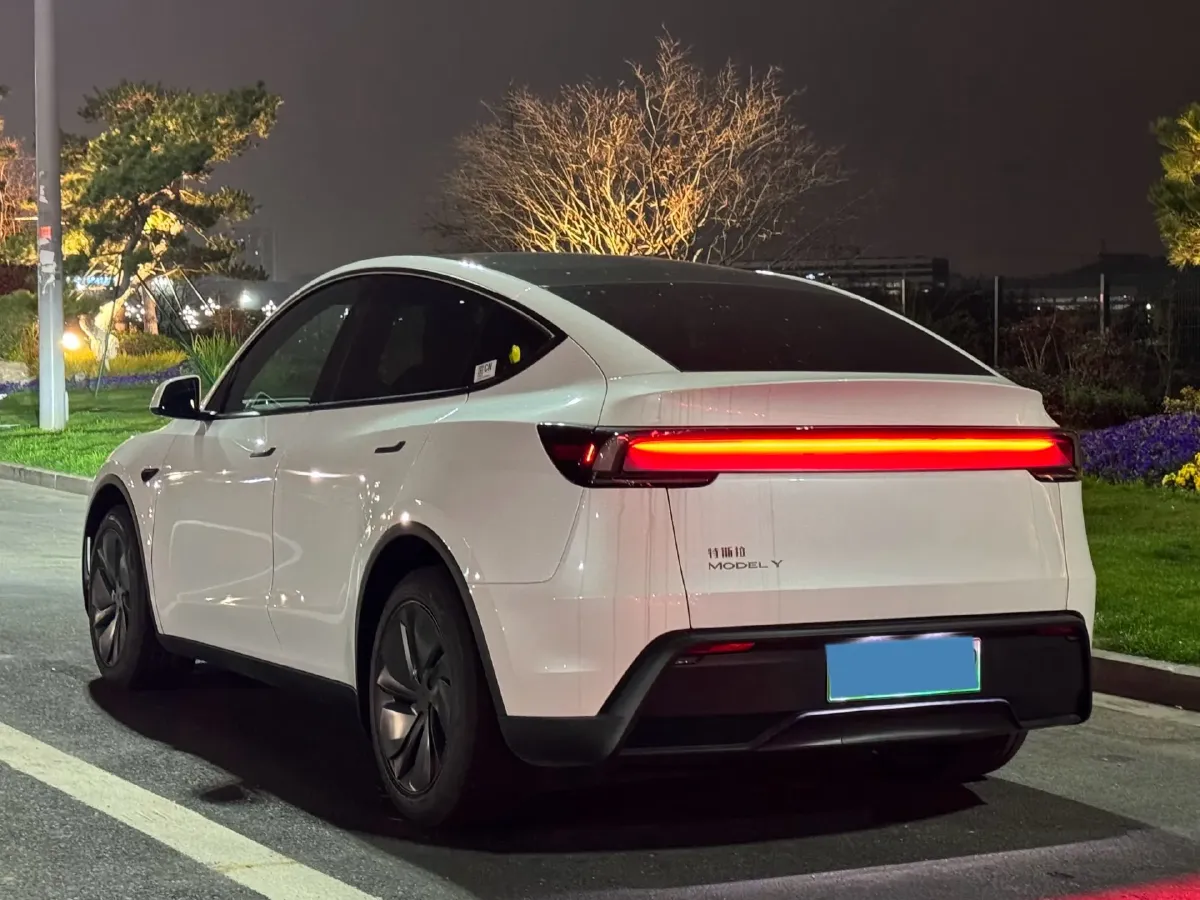 2026 Tesla Model Y BEV,autocango,china used car exporter,china ev exporter,chinese used car exporter,chinese used ev exporter