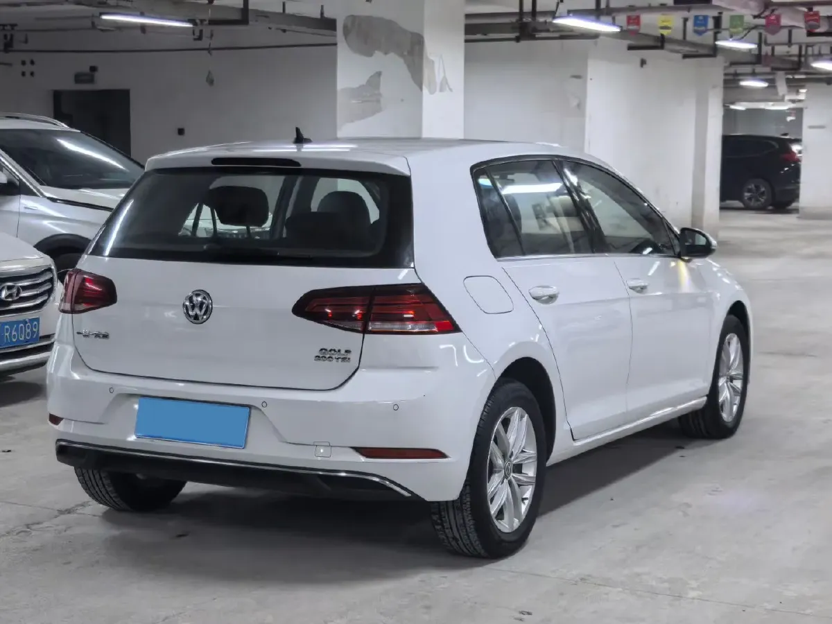 2019 Volkswagen Golf 1.2T 116HP L4 7DCT,autocango,china used car exporter,china ev exporter,chinese used car exporter,chinese used ev exporter