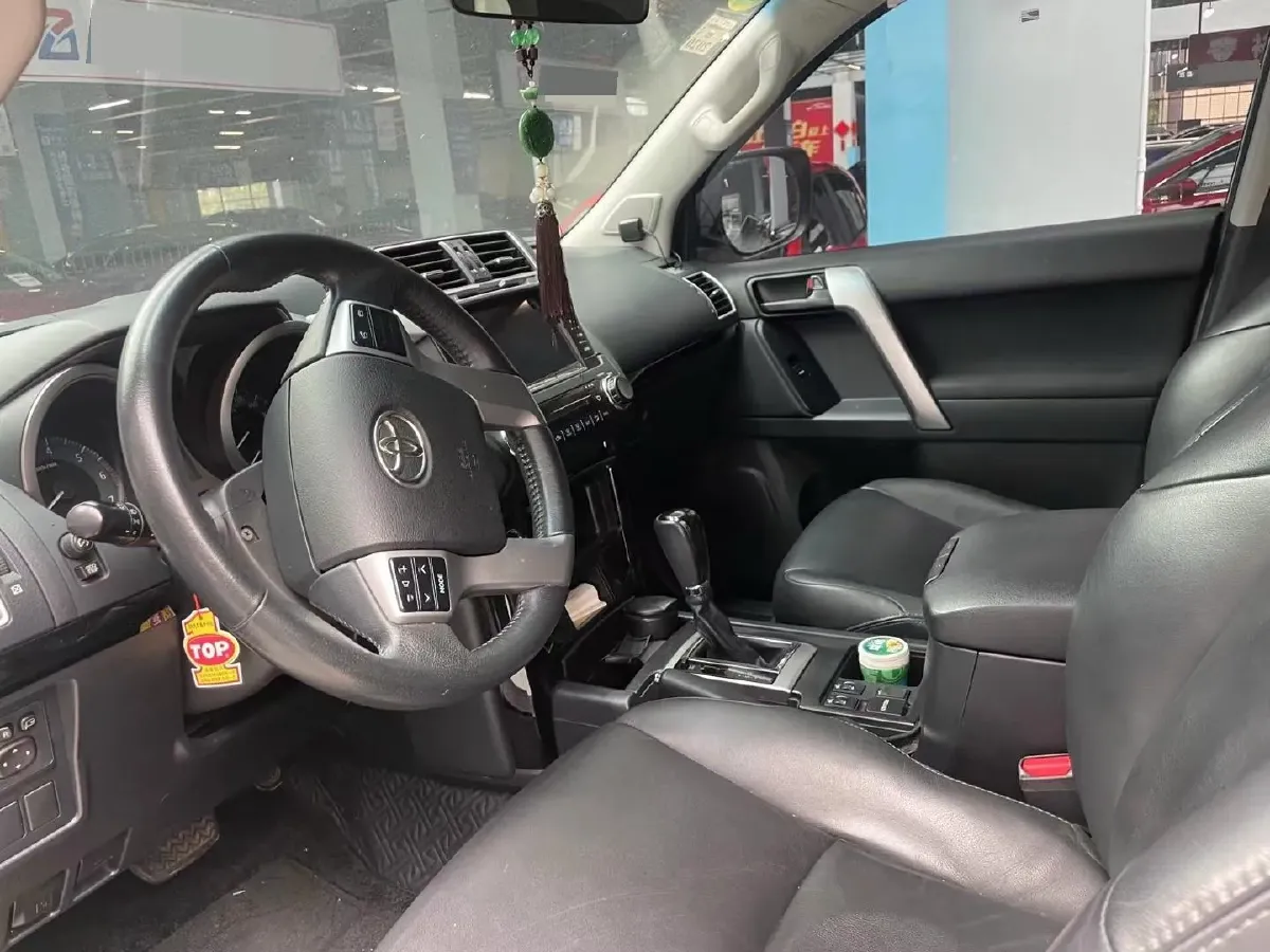 2016 Toyota Land Cruiser Prado 2.7L 163HP L4 6AT,autocango,china used car exporter,china ev exporter,chinese used car exporter,chinese used ev exporter