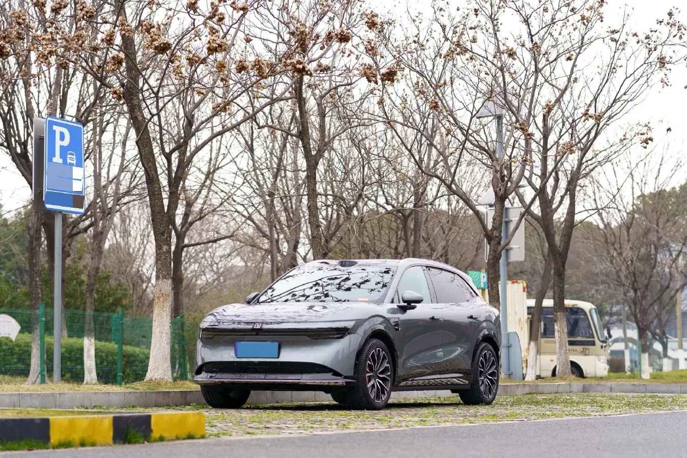 2025 Zeekr 7X BEV 100KWH,autocango,china used car exporter,china ev exporter,chinese used car exporter,chinese used ev exporter