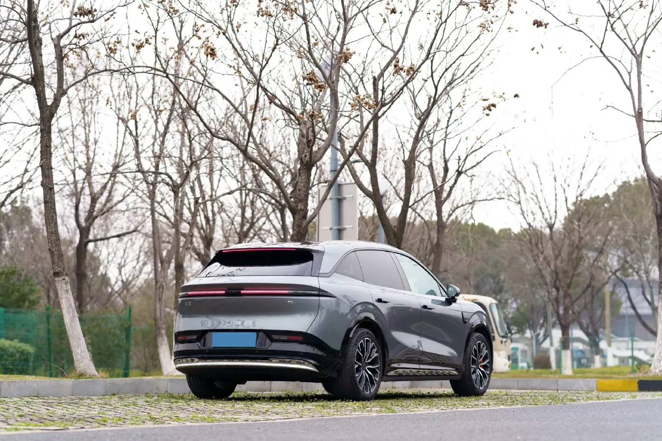 2025 Zeekr 7X BEV 100KWH,autocango,china used car exporter,china ev exporter,chinese used car exporter,chinese used ev exporter