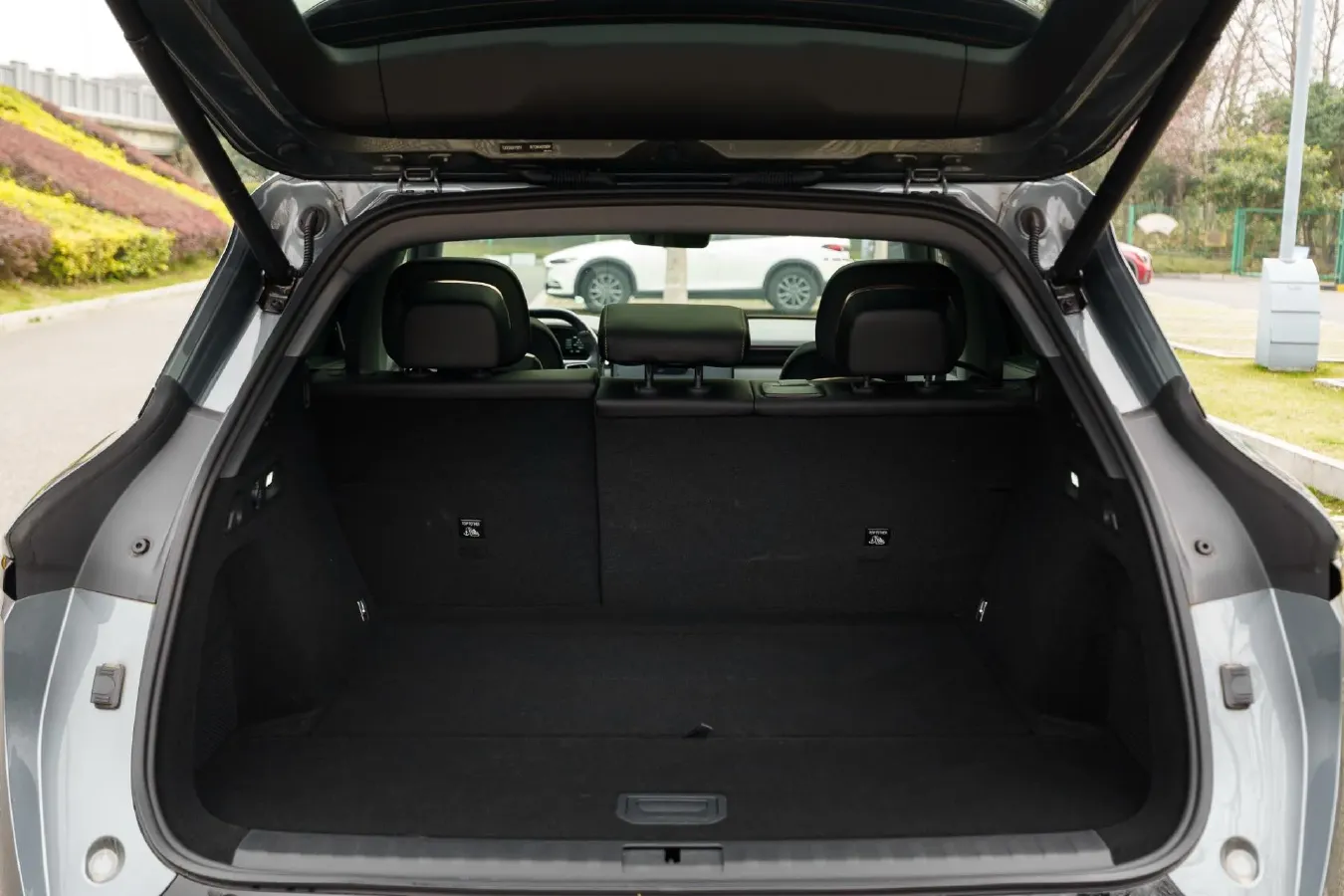 2025 Zeekr 7X BEV 100KWH,autocango,china used car exporter,china ev exporter,chinese used car exporter,chinese used ev exporter