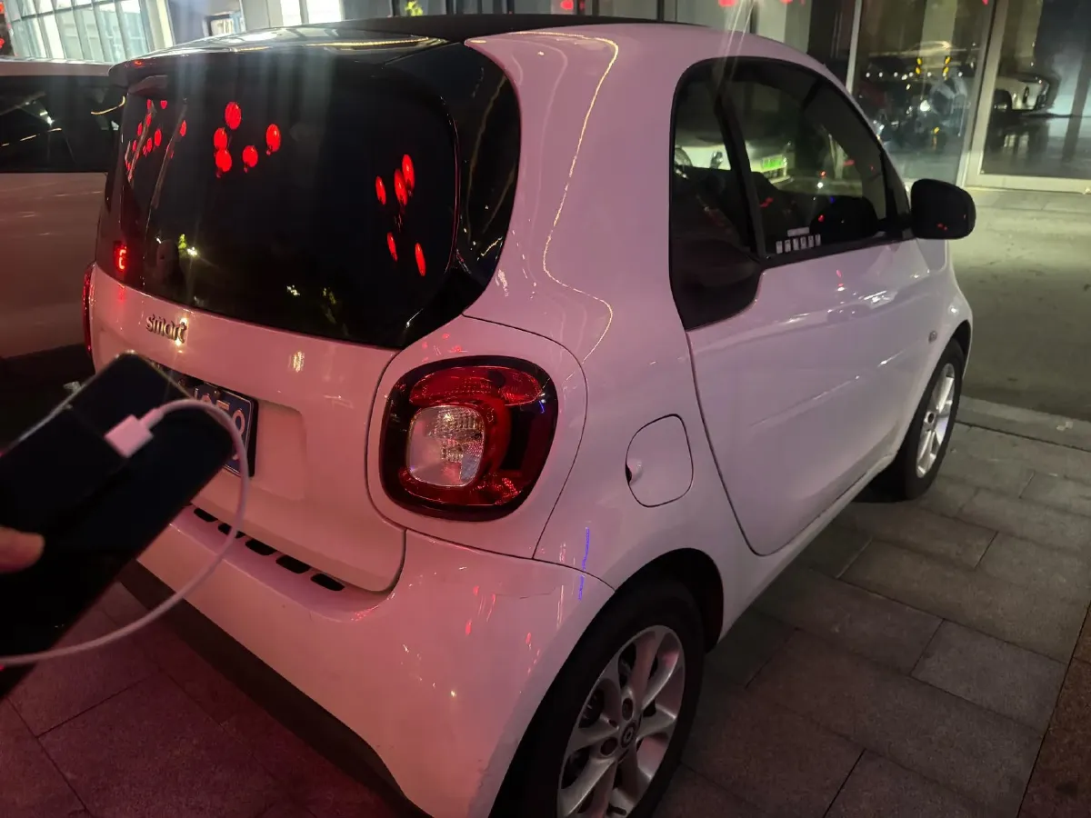 2015 Smart smart fortwo 1.0L 71HP L3 5AMT,autocango,china used car exporter,china ev exporter,chinese used car exporter,chinese used ev exporter