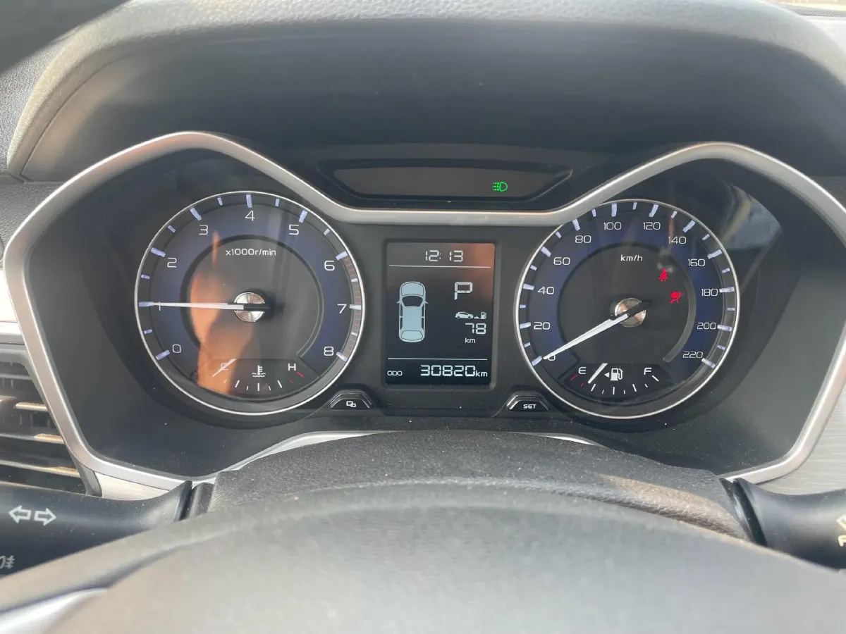 2019 Geely Vision X3 1.5L 109HP L4 CVT,autocango,china used car exporter,china ev exporter,chinese used car exporter,chinese used ev exporter