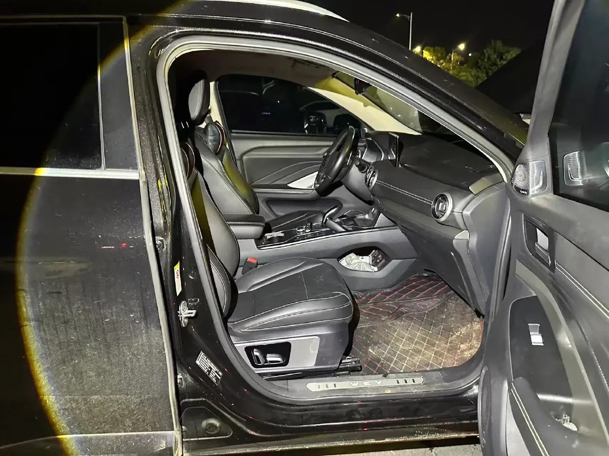 2018 WEY VV6 2.0T 197HP L4 7DCT,autocango,china used car exporter,china ev exporter,chinese used car exporter,chinese used ev exporter