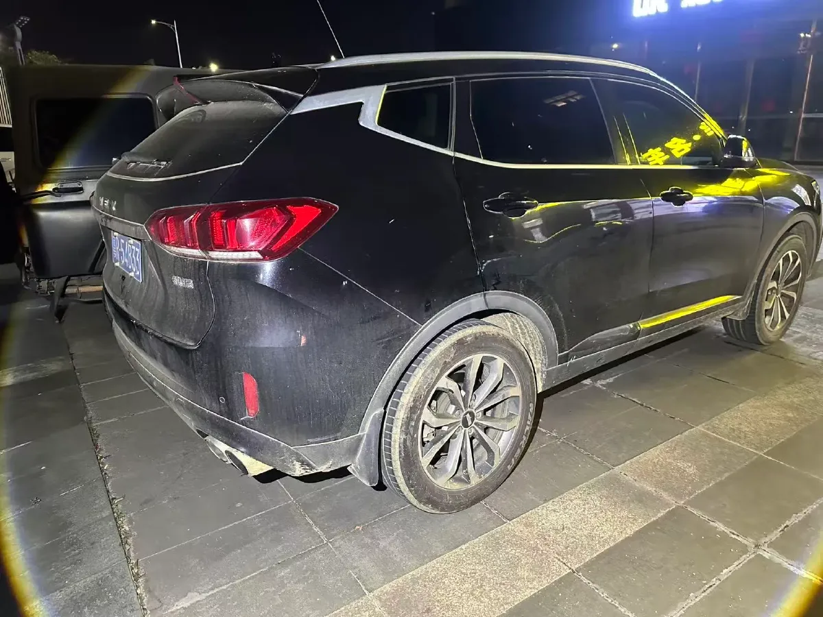 2018 WEY VV6 2.0T 197HP L4 7DCT,autocango,china used car exporter,china ev exporter,chinese used car exporter,chinese used ev exporter