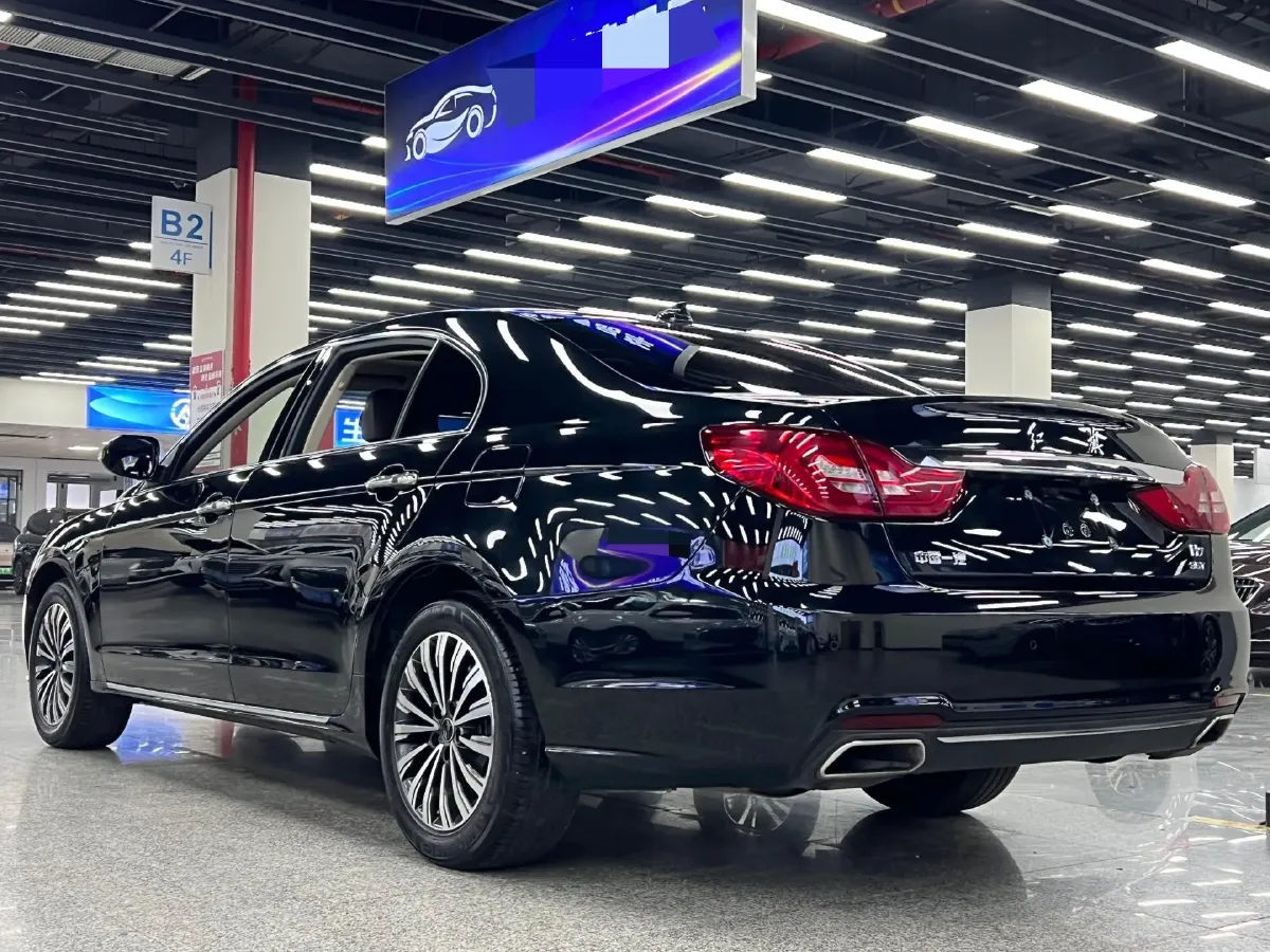 2018 HongQi H7 2.0T 204HP L4 6AT,autocango,china used car exporter,china ev exporter,chinese used car exporter,chinese used ev exporter