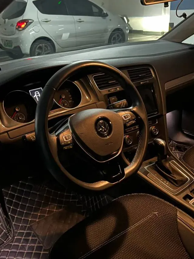 2019 Chery Tiggo 8 1.6T 197HP L4 7DCT,autocango,china used car exporter,china ev exporter,chinese used car exporter,chinese used ev exporter