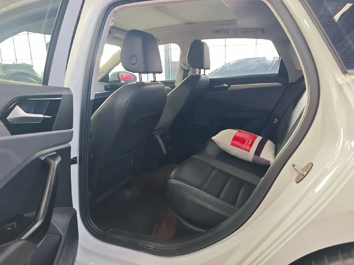 2020 Volkswagen Sagitar 1.2T 116HP L4 7DCT,autocango,china used car exporter,china ev exporter,chinese used car exporter,chinese used ev exporter