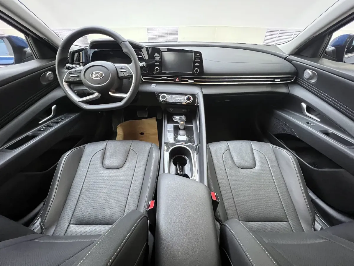 2022 Hyundai Elantra 1.5L 115HP L4 CVT,autocango,china used car exporter,china ev exporter,chinese used car exporter,chinese used ev exporter