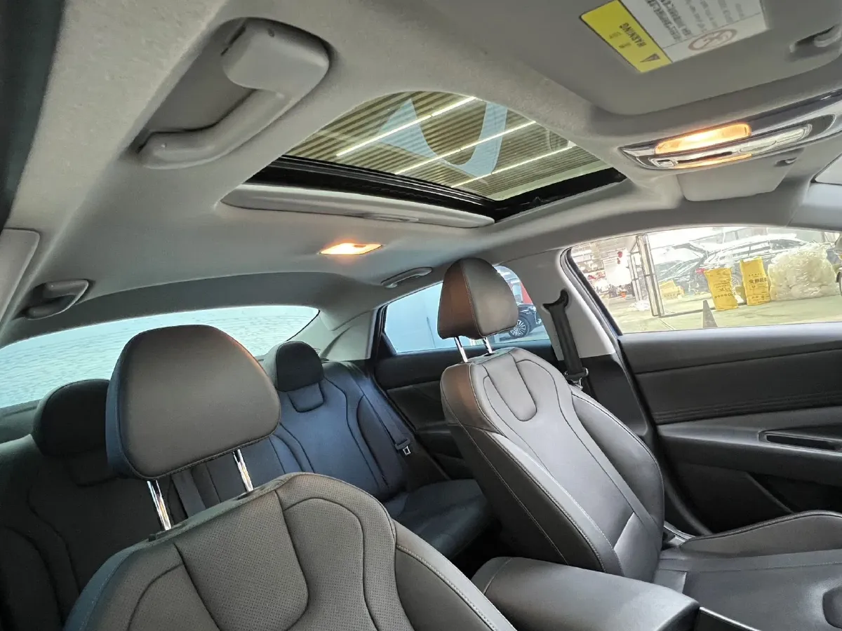 2022 Hyundai Elantra 1.5L 115HP L4 CVT,autocango,china used car exporter,china ev exporter,chinese used car exporter,chinese used ev exporter