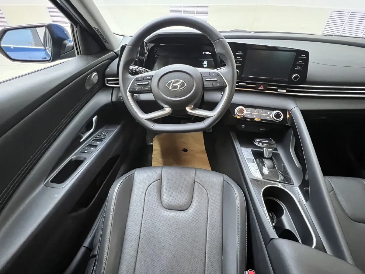 2022 Hyundai Elantra 1.5L 115HP L4 CVT,autocango,china used car exporter,china ev exporter,chinese used car exporter,chinese used ev exporter