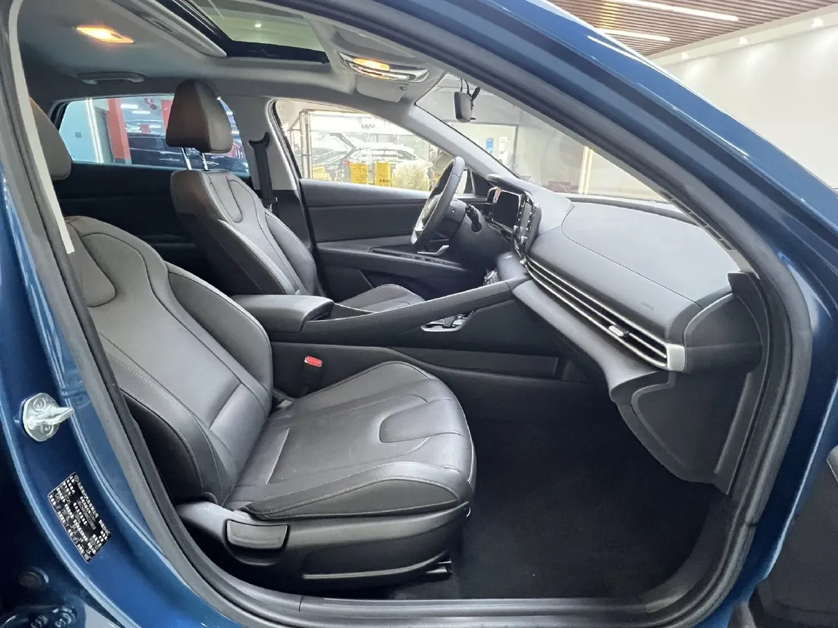 2022 Hyundai Elantra 1.5L 115HP L4 CVT,autocango,china used car exporter,china ev exporter,chinese used car exporter,chinese used ev exporter