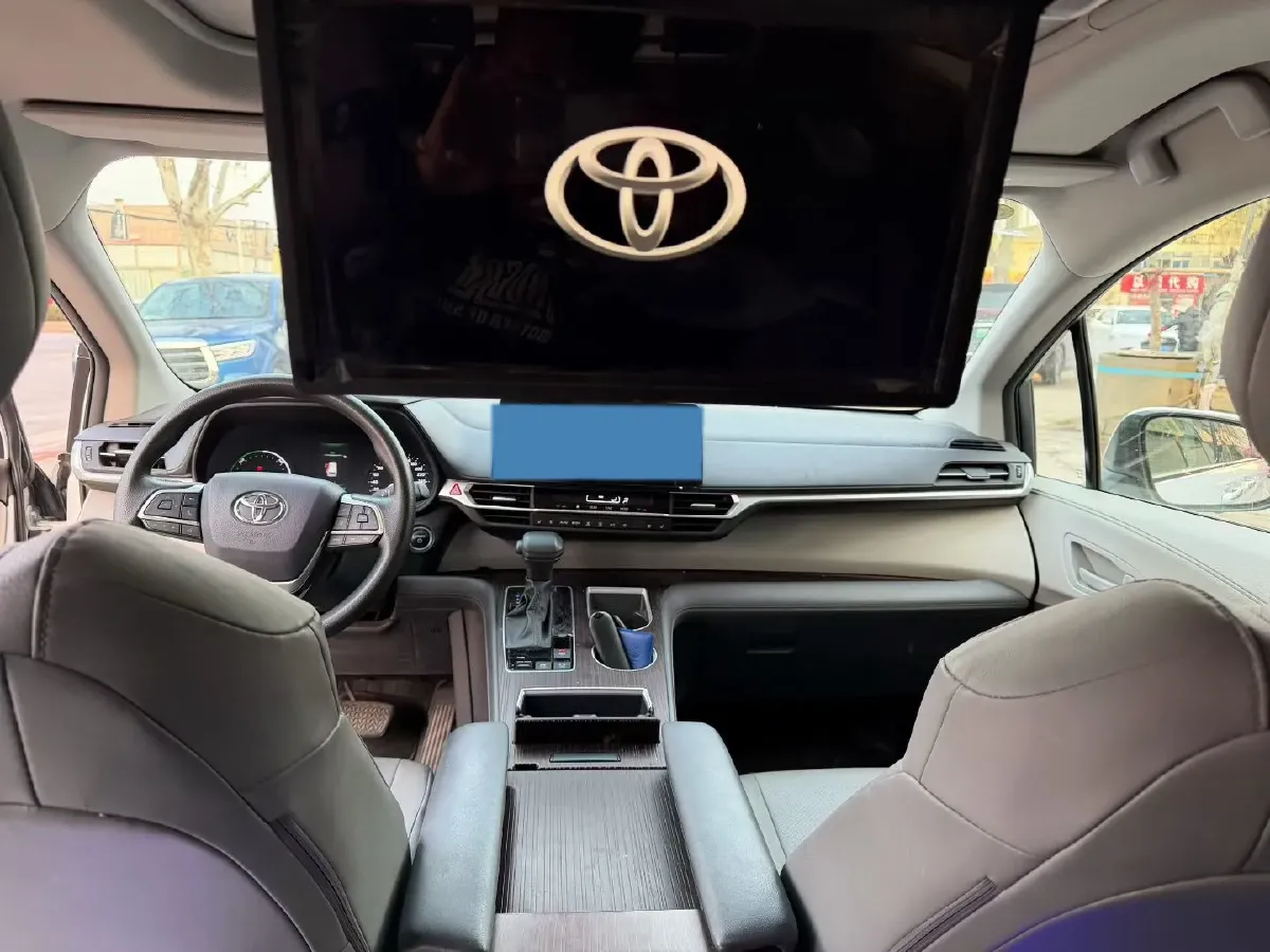 2024 Toyota Granvia 2.5L 189HP L4 E-CVT Hybrid,autocango,china used car exporter,china ev exporter,chinese used car exporter,chinese used ev exporter
