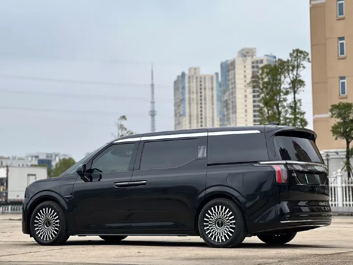 2024 Zeekr 009 BEV 108KWH,autocango,china used car exporter,china ev exporter,chinese used car exporter,chinese used ev exporter