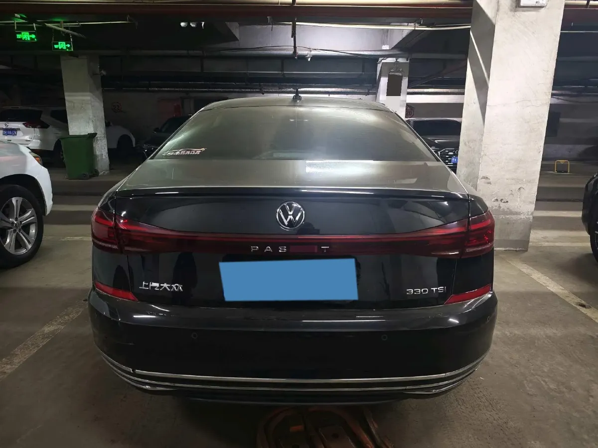 2023 Volkswagen Passat 2.0T 186HP L4 7DCT,autocango,china used car exporter,china ev exporter,chinese used car exporter,chinese used ev exporter