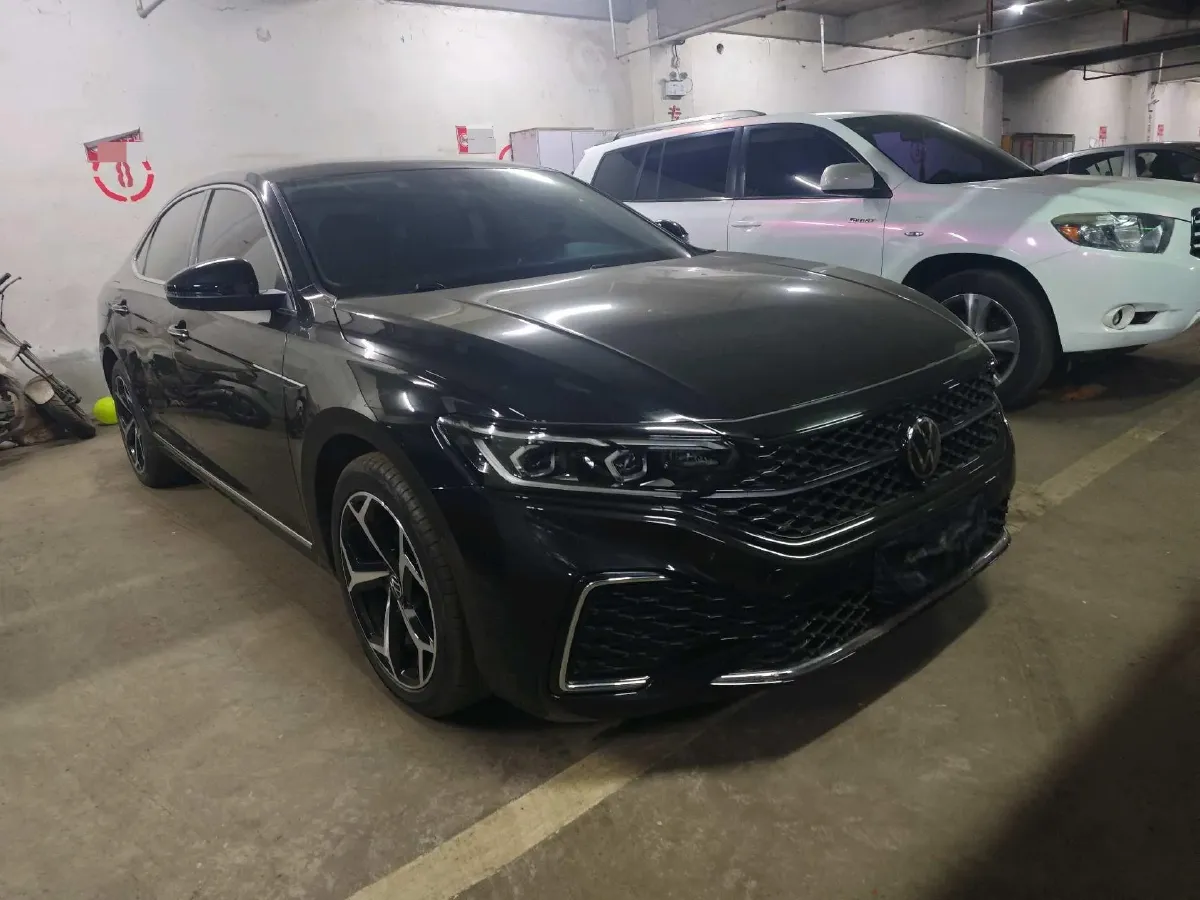 2023 Volkswagen Passat 2.0T 186HP L4 7DCT,autocango,china used car exporter,china ev exporter,chinese used car exporter,chinese used ev exporter