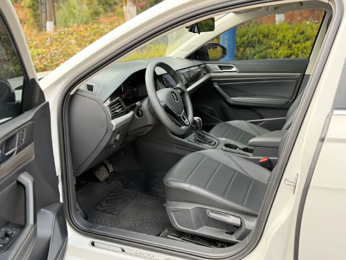 2022 BeiJing Auto X7 1.5T 188HP L4 7DCT,autocango,china used car exporter,china ev exporter,chinese used car exporter,chinese used ev exporter