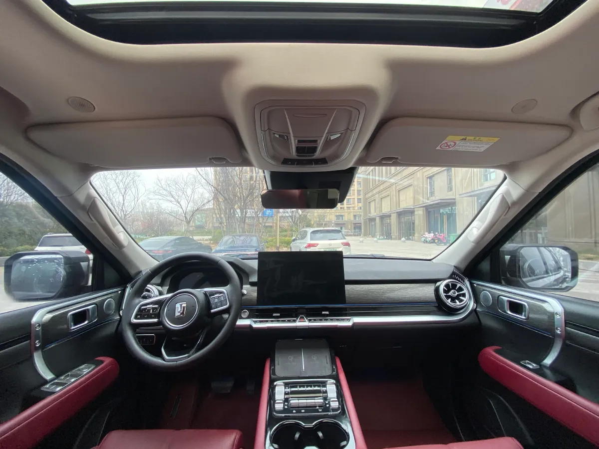 2026 Tank 400 2.0T 252HP L4 3DHT PHEV,autocango,china used car exporter,china ev exporter,chinese used car exporter,chinese used ev exporter