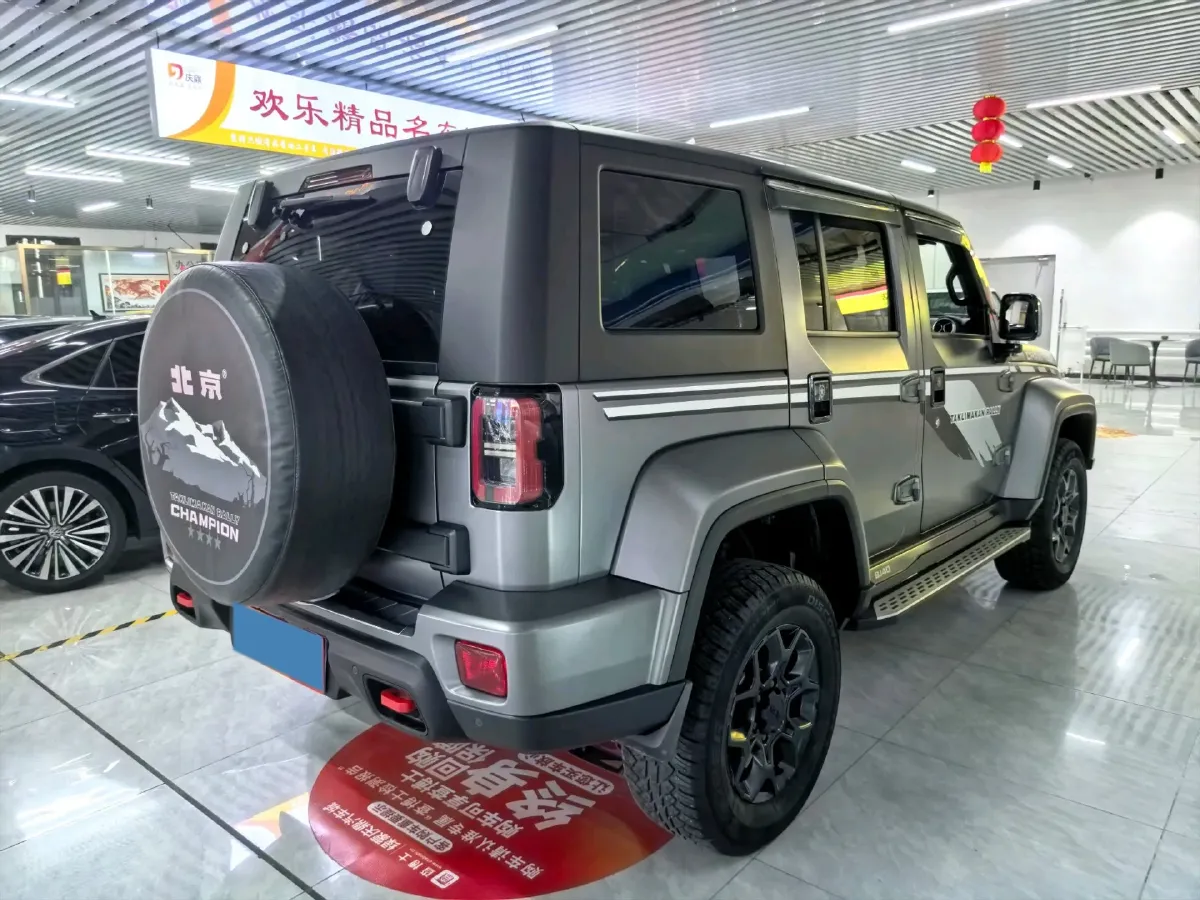 2022 Beijing BJ40 2.0T 224HP L4 8AT,autocango,china used car exporter,china ev exporter,chinese used car exporter,chinese used ev exporter
