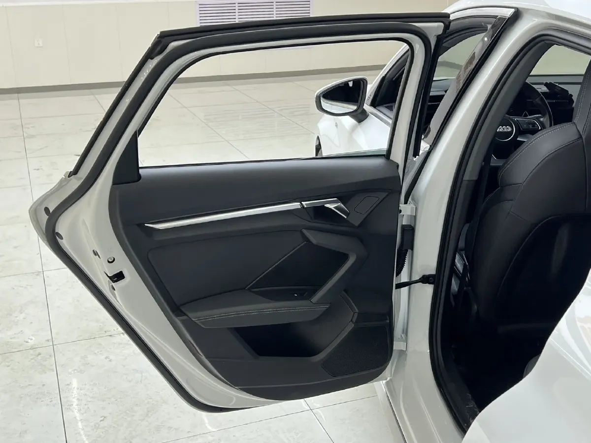 2022 Audi A3 1.4T 150HP L4 7DCT,autocango,china used car exporter,china ev exporter,chinese used car exporter,chinese used ev exporter