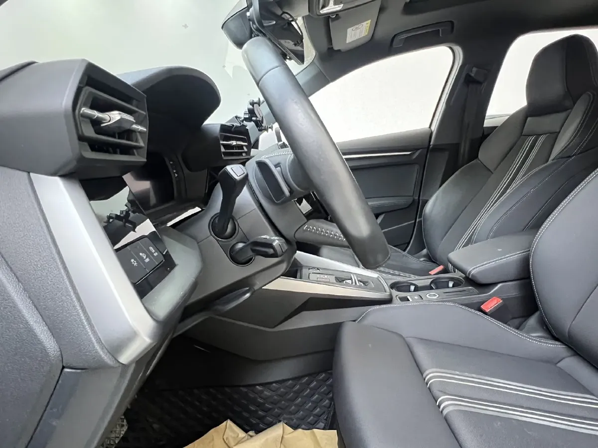 2022 Audi A3 1.4T 150HP L4 7DCT,autocango,china used car exporter,china ev exporter,chinese used car exporter,chinese used ev exporter