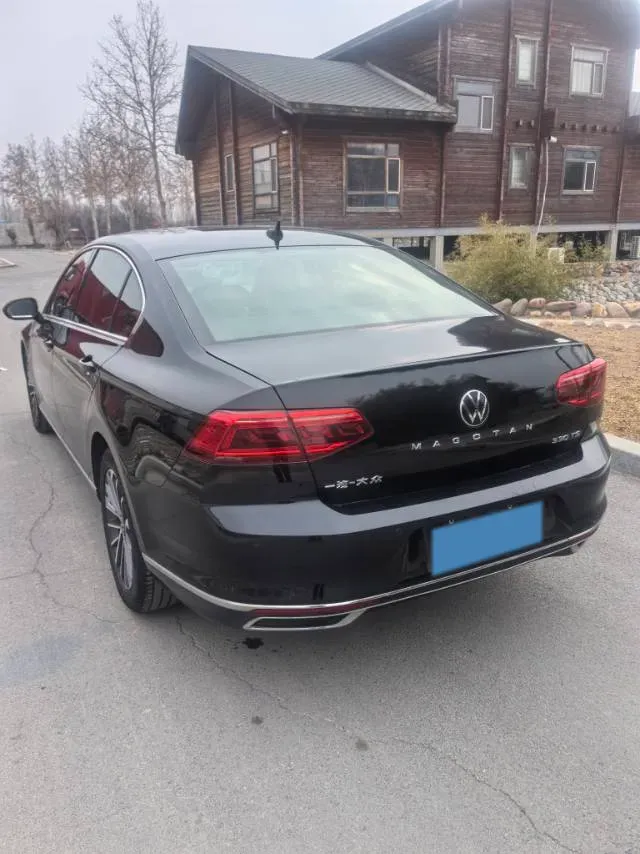 2020 Volkswagen Magotan 2.0T 186HP L4 7DCT,autocango,china used car exporter,china ev exporter,chinese used car exporter,chinese used ev exporter