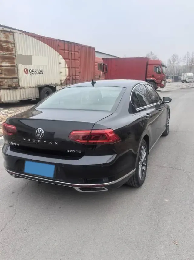 2020 Volkswagen Magotan 2.0T 186HP L4 7DCT,autocango,china used car exporter,china ev exporter,chinese used car exporter,chinese used ev exporter