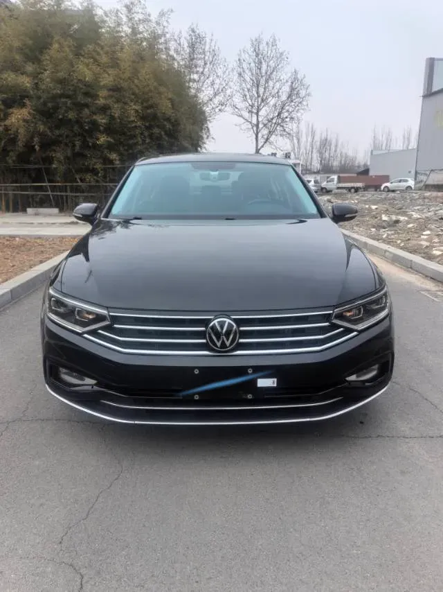 2020 Volkswagen Magotan 2.0T 186HP L4 7DCT,autocango,china used car exporter,china ev exporter,chinese used car exporter,chinese used ev exporter
